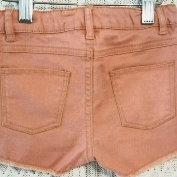 Joe Fresh Girls 5 Coral/ Salmon Denim Crochet Jean Shorts - Picture 2 of 2